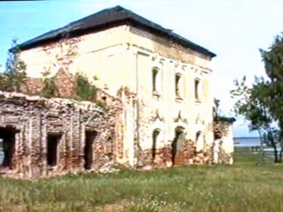 Остатки храма в Весьегонске